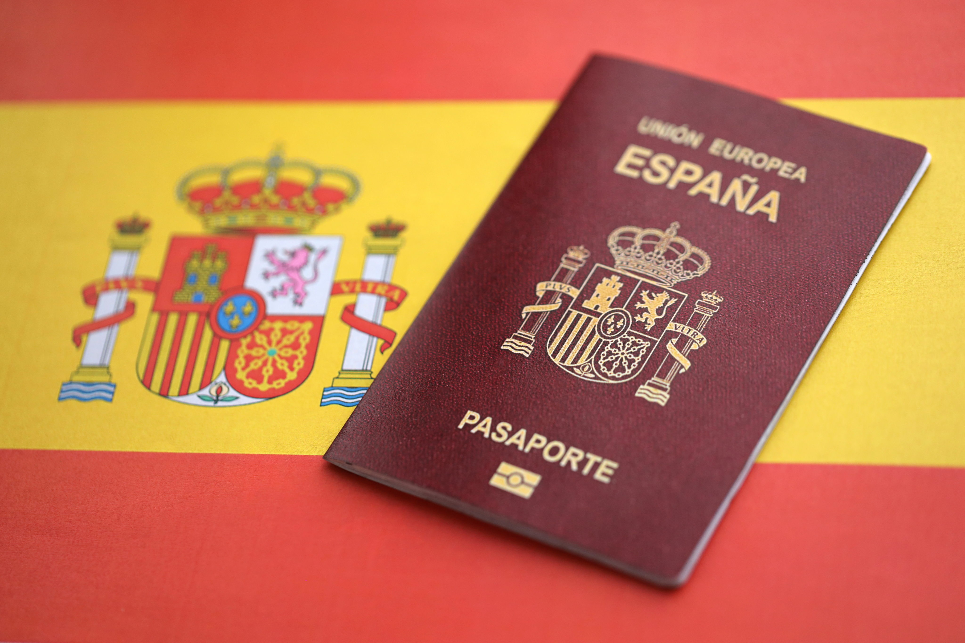 Spanish Consulate Services - Spanish passport representing our consulate services